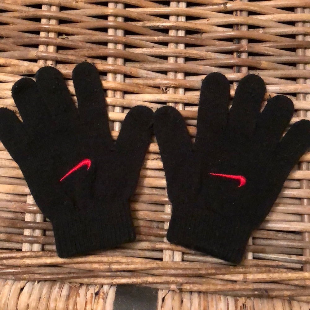 Childrens Nike Gloves